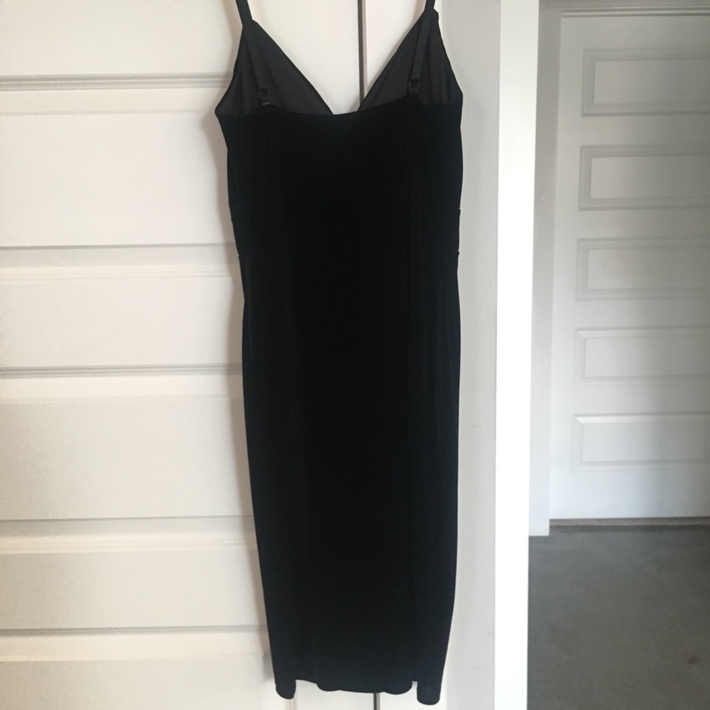 Velvet Midi Dress - Picture 4 of 6